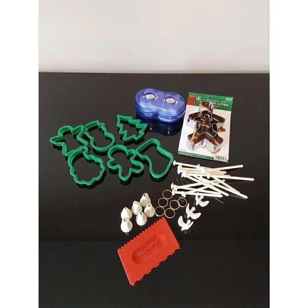Kitchen baking tools Cookie cutters/decorating
